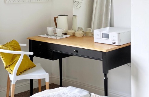 Levenshulme House | Beautiful Private Room in Levenshulme
