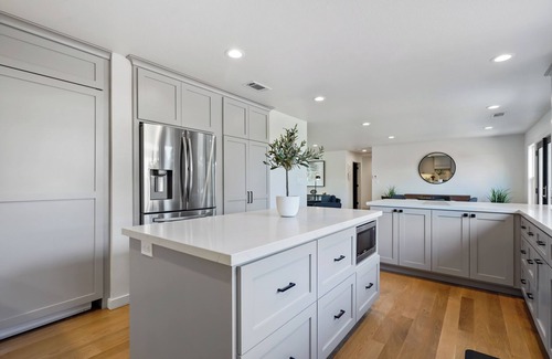 Castro Valley House | Beautiful private home w/large backyard in quiet neighborhood in Castro Valley