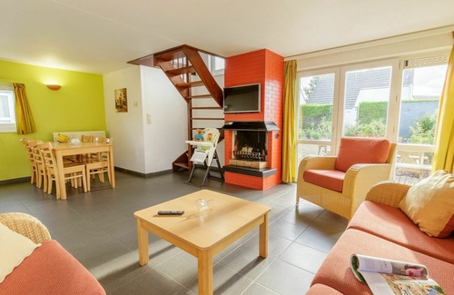 Nieuwpoort-aan-Zee House | Beautiful private villa for 6 people with pool, WIFI, TV, terrace and parking