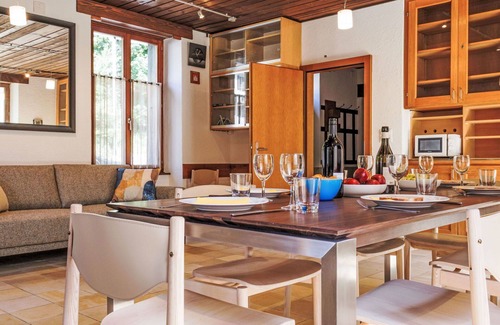 Moutier House | Beautiful private villa for 6 people with WIFI, TV, terrace and pets allowed