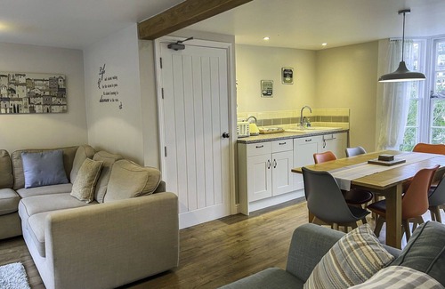 Mevagissey House | Beautiful private villa for 18 people with WIFI, TV and terrace
