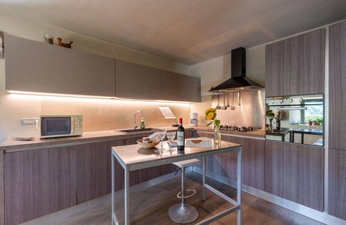 Bossolasco House | Beautiful private villa for 6 people with private pool, WIFI, TV, patio and pets allowed