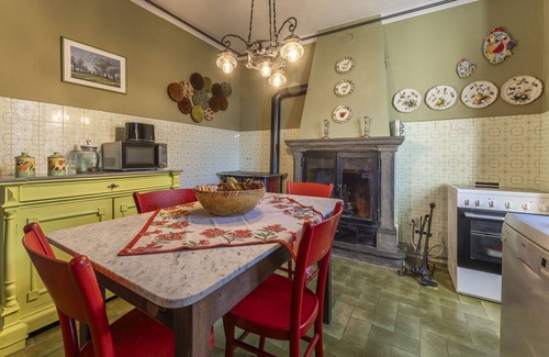 Pieve San Paolo Villa | Beautiful private villa for 6 guests with WIFI, hot tub, TV, balcony and panoramic view