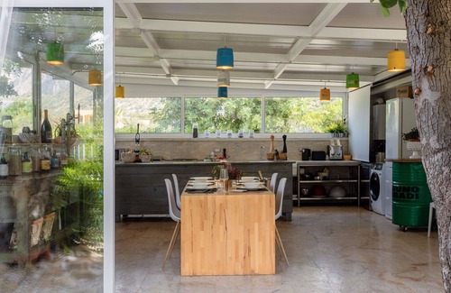 Cinisi House | Beautiful private villa for 4 guests with WIFI, A/C, hot tub and TV