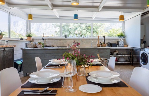 Cinisi House | Beautiful private villa for 4 guests with WIFI, A/C, hot tub and TV