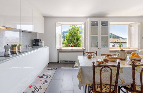 Novaggio House | Beautiful private villa for 6 guests with TV and patio