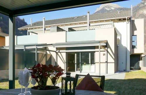 Ludiano House | Beautiful private villa for 4 guests with WIFI, TV, patio, pets allowed, panoramic view and park...