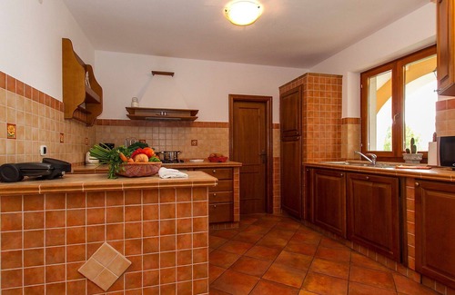 Diminici Villa | Beautiful private villa for 10 people with WIFI, A/C, pool, TV and terrace