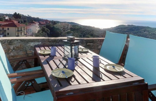 Civezza House | Beautiful private villa for 5 people with WIFI, TV, terrace and panoramic view