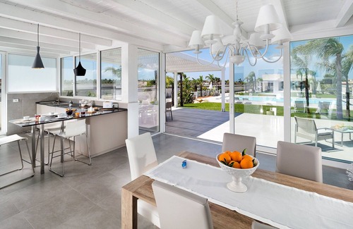 Marsala Villa | Beautiful private villa for 10 guests with WIFI, A/C, pool, TV and terrace