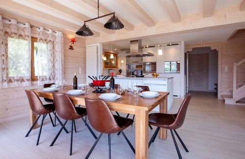 Chesieres House | Beautiful private villa for 8 guests with WIFI, TV and terrace