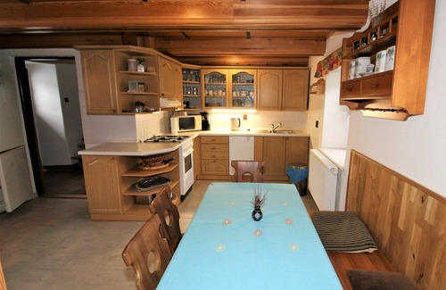 Locenice Villa | Beautiful private villa for 8 people with private pool, WIFI, TV, terrace and pets allowed
