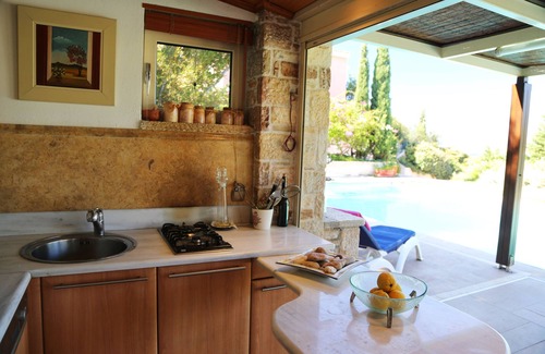 Lavreotiki Villa | Beautiful Private Villa In Sounio