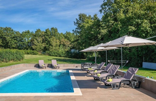 Prodol House | Beautiful private villa for 8 guests with A/C, WIFI, private pool, TV and terrace
