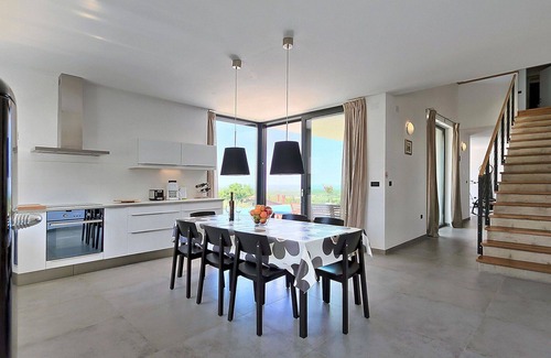 Farini Villa | Beautiful private villa for 8 people with private pool, WIFI, A/C, TV, patio and panoramic view