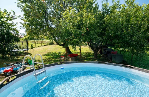 Fonyod House | Beautiful private villa for 3 people with WIFI, private pool, A/C, TV and patio