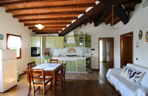 Ponte Buriano Villa | Beautiful private villa for 13 guests with private pool, WIFI and TV