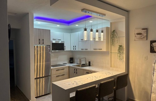 Gobernador Pinero Apartment | Beautiful Property 3-bedroom, View Terrace of S,J., Electric Generator, AC, WIFI