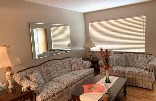 Barths House | Beautiful & quiet home, all 2 urself n Wheat Ridge
