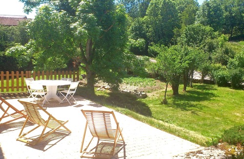 Saugues House | Beautiful quiet stone house in peaceful hamlet in Auvergne