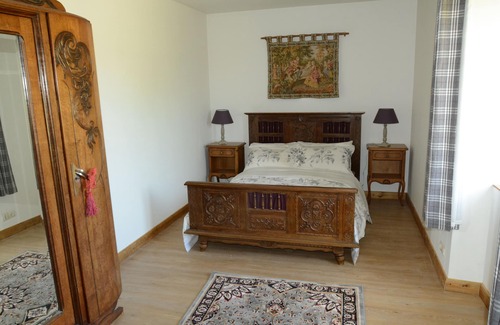 Larchamp House | Beautiful Renovated Gite in the Countryside