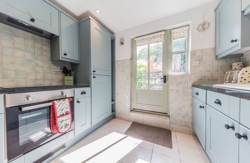 Low Newton Cottage | Beautiful Romantic dog friendly cottage in amazing location with Spa access