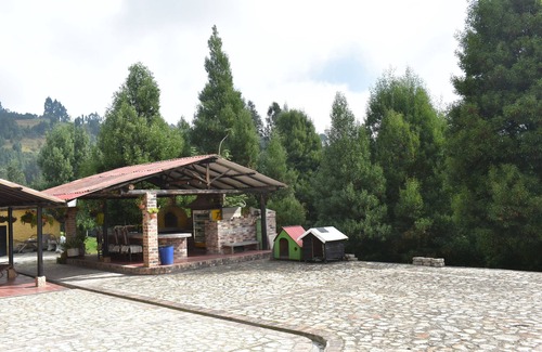 Duitama Cabin | Beautiful rural house with wonderful view, wide external spaces. PetFriendly