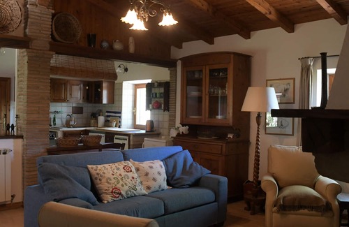 Urbania Cottage | Beautiful self-catering flat for rent in the country