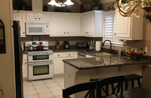 Briarcrest Estates House | BEAUTIFUL SINGLE-FAMILY HOME LOCATED 10 MINUTES FROM TEXAS A&M CAMPUS!