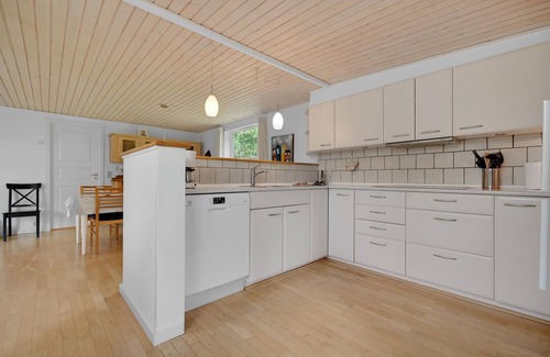 Odder Municipality House | Beautiful, spacious cottage near the charming Hou.