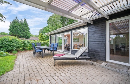 Odder Municipality House | Beautiful, spacious cottage near the charming Hou.