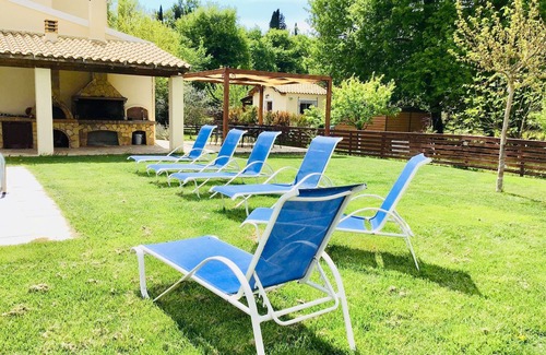 Agios Ioannis Villa | Beautiful Spacious Villa, Heated Private Pool Near to great beaches & Corfu Town