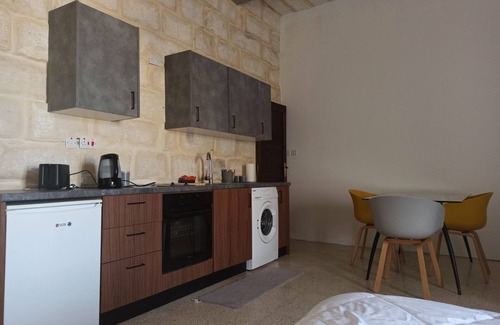 Qormi Apartment | Beautiful Studio apartment in Qormi, Malta