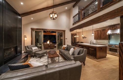 Cle Elum House | Beautiful Suncadia House With Two Master Bedrooms and plenty of space for kids!