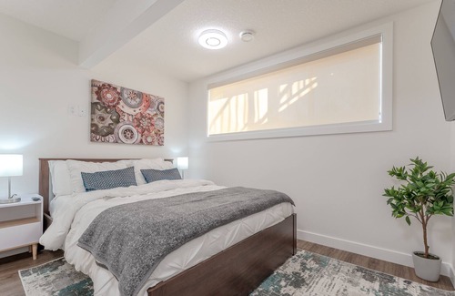 Southwest Calgary Apartment | Beautiful & tastefully furnished 2bdrm suite in Southwest by Canada Olympic Park