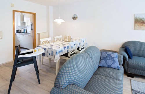 Westeraccumersiel House | Beautiful terraced house Kormoran in a central location