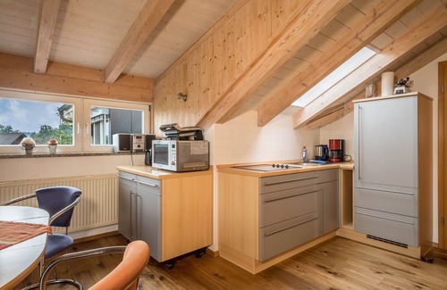 Nitzenweiler Apartment | Beautiful Top Floor Holiday Apartment "Schleinseeblick" with Lake View
