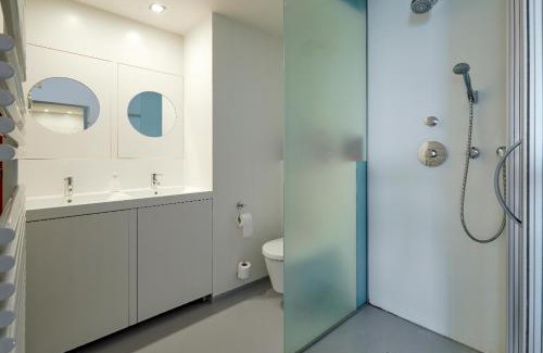 Blankenberge Apartment | Beautiful Top Floor Seaview Studio Apartment B'berge-Bruges