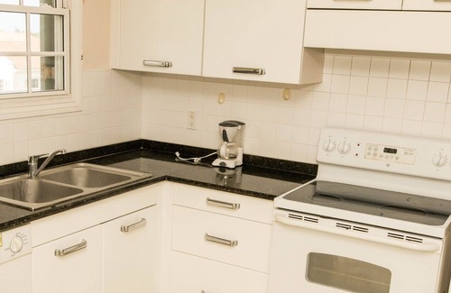 Vuemont Apartment | Beautiful Two Bedroom Two Bathroom Apartment