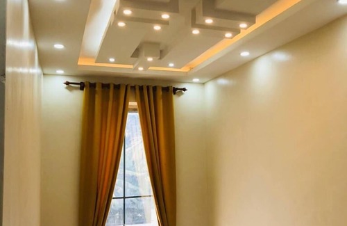 Kampala House | Beautiful two-level, fully furnished 4 bedroom house with WiFi