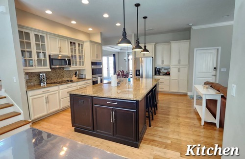Avalon by the Sea House | Beautiful two-story single family beach home with a private pool and ocean views