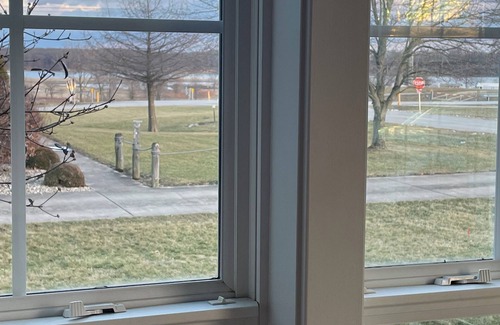 Shelbyville House | Beautiful vacation home seconds away from Lake Shelbyville Beach and Boat Ramp!