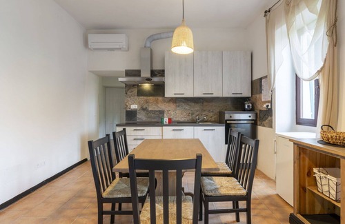Cisano sul Neva House | Beautiful villa for 6 people with A/C, WIFI, balcony and panoramic view