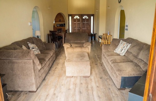 Laborie Villa | Beautiful villa, 4 bdrm, 5 bed, sleeps 8, ocean view & 5 min's from 2 beaches.
