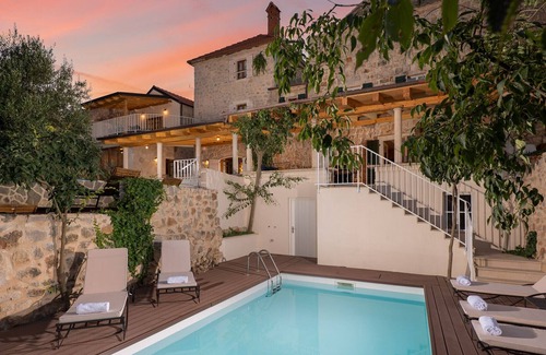 Pitve Villa | Beautiful Villa Adoral & Bea