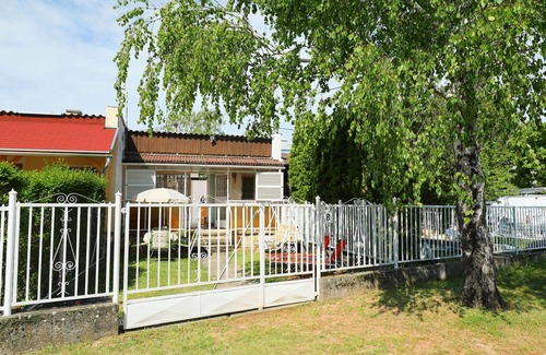 Balatonakali House | Beautiful villa for 4 guests with A/C, WIFI, TV, terrace and pets allowed