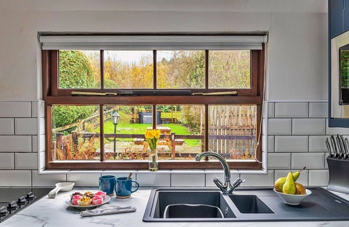 Dolwyddelan House | Beautiful villa for 5 guests with WIFI, hot tub, TV and terrace