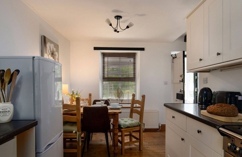 Dolwyddelan House | Beautiful villa for 5 guests with WIFI, TV and pets allowed