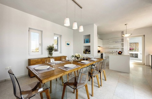 Paros Villa | Beautiful Villa on the Dreamy Island of Paros