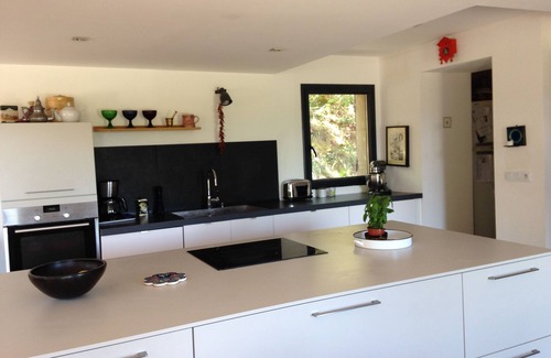 Rognes House | Beautiful villa with stunning views over the Luberon,